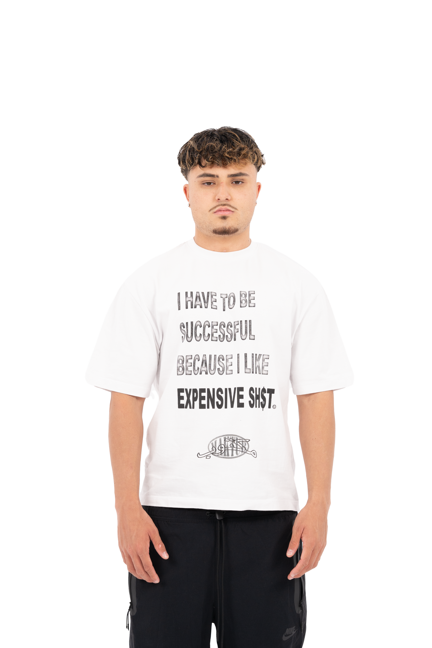 MAKTUB WHITE GRAPHIC TEE